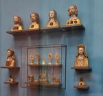 Reliquienbüsten in der Schatzkammer